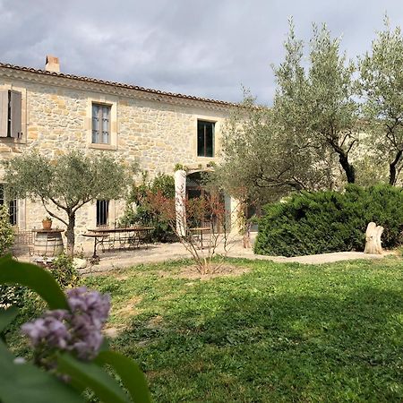 Le Coing Des Vignes Bed and Breakfast Mauressargues Exteriör bild